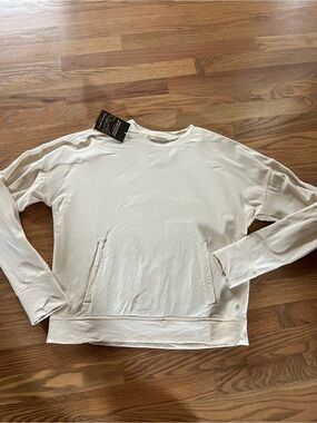 Royal Robbins Cream Relaxed Pullover sweatshirt